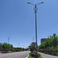 市電路燈的電池壽命怎么維護？